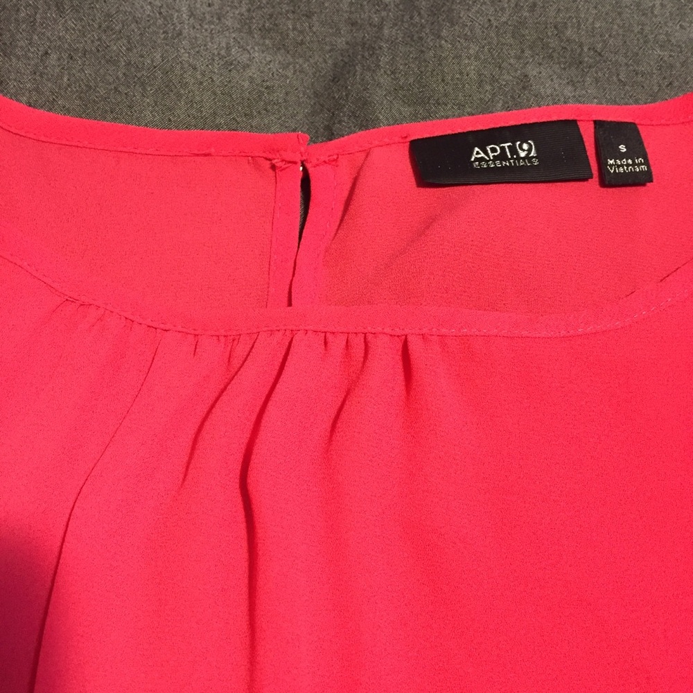 APT 9 sleeveless coral/pink polyester top small